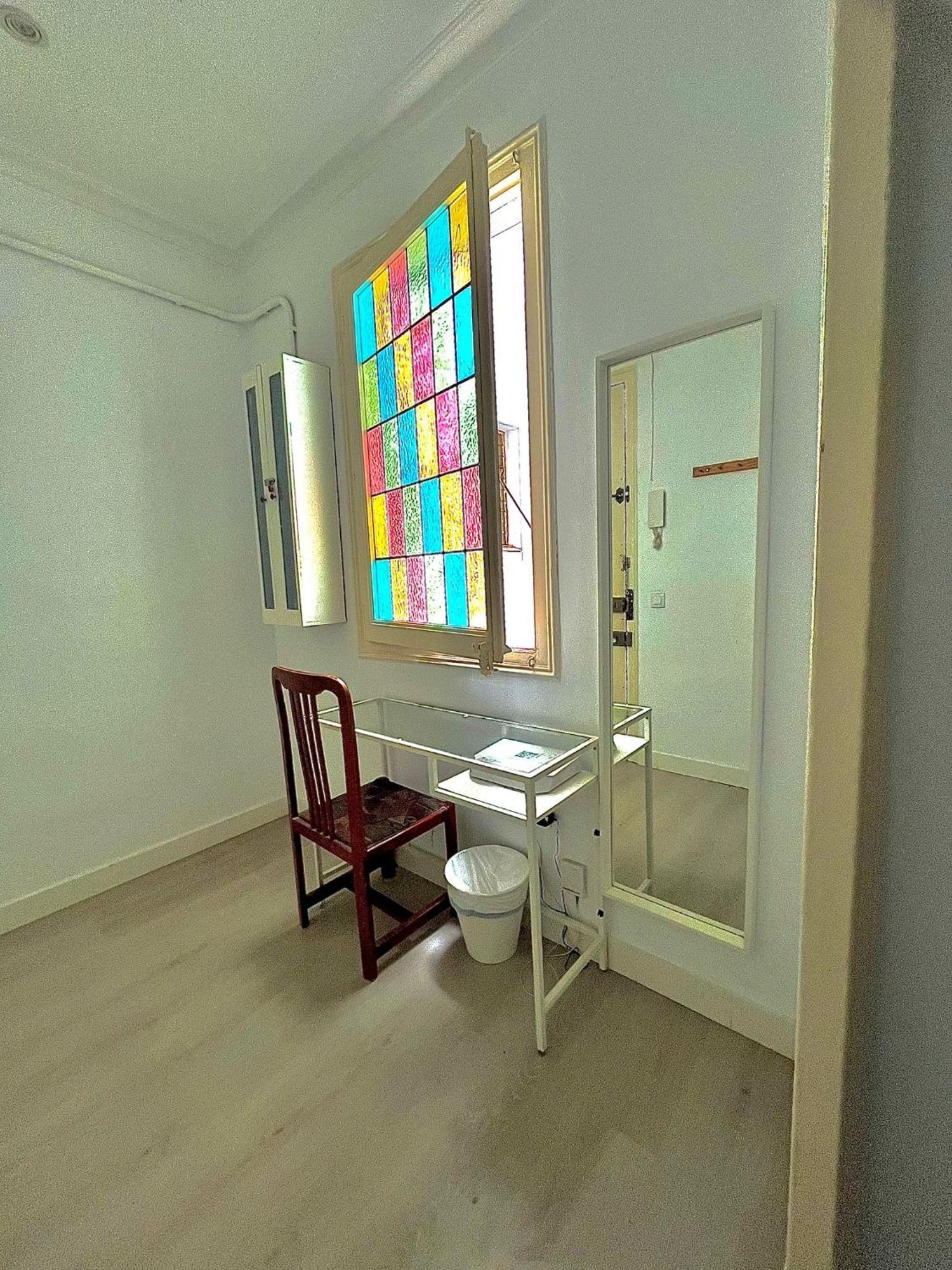Auberge de jeunesse Private Near Parallel Av *