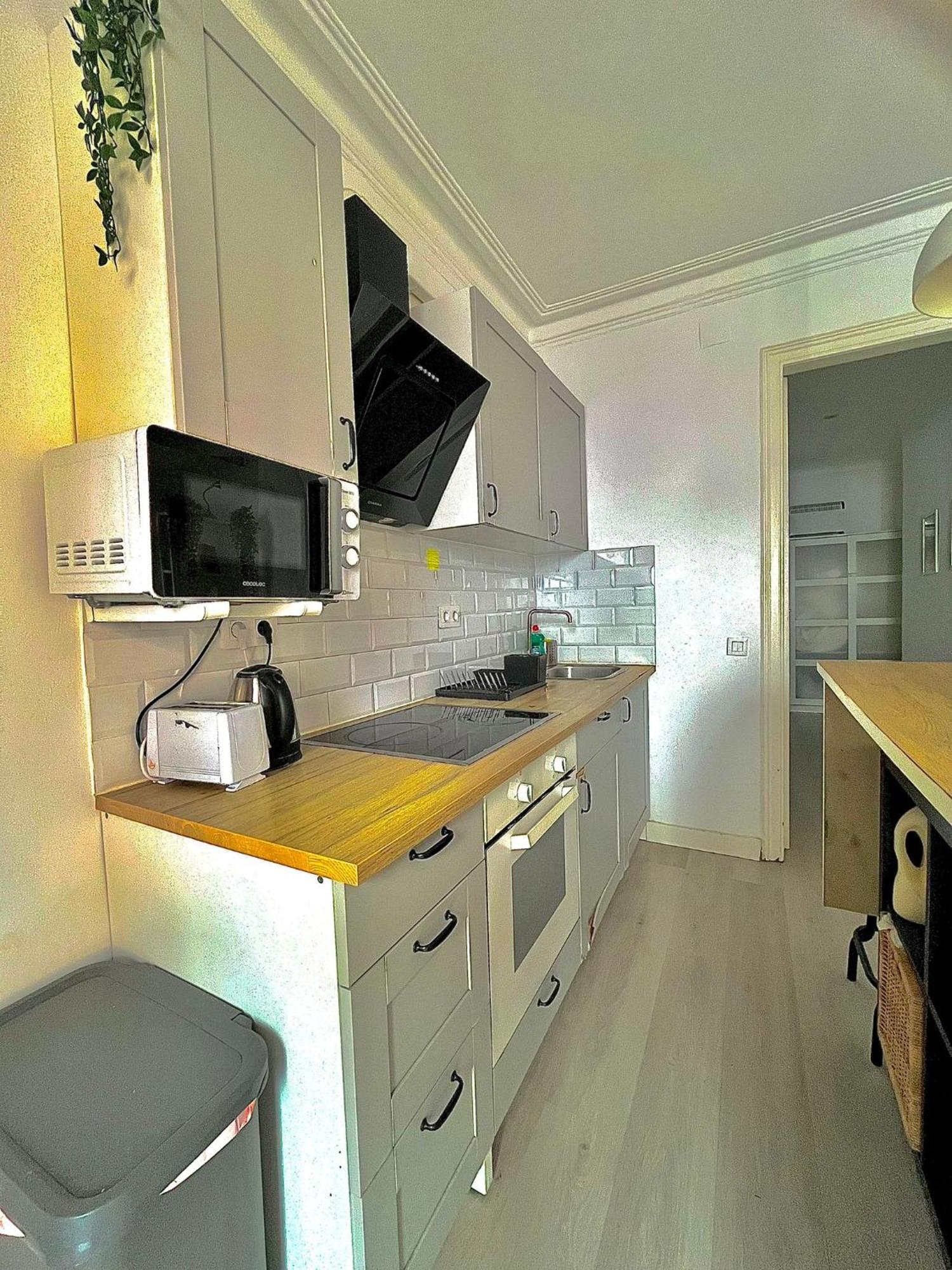 Auberge de jeunesse Private Near Parallel Av Barcelone